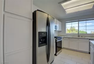 Photo #6: 2519380 Listing 