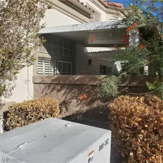 Photo #3: 2519393 Listing 