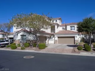 Photo #1: 2519398 Listing 