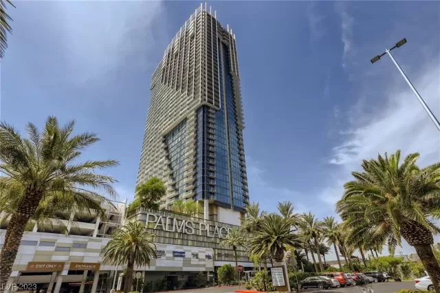 MLS: 2519399 Condo For Sale