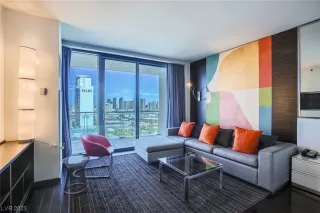 Photo #3: 2519399 Listing 