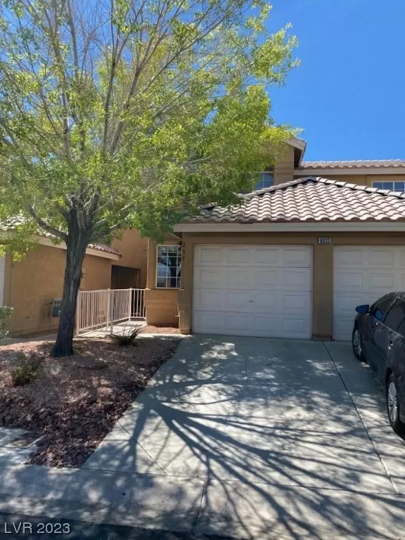 MLS: 2519485 Condo For Sale