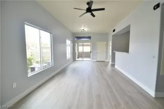 Photo #4: 2519492 Listing