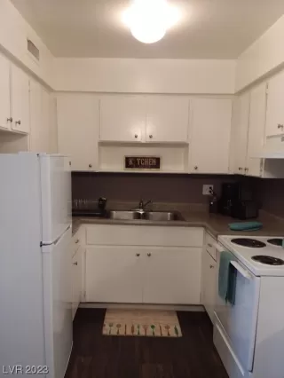 Photo #4: 2519535 Listing 