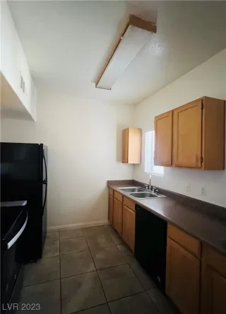 Photo #1: 2519558 Listing 