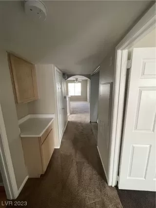 Photo #4: 2519576 Listing