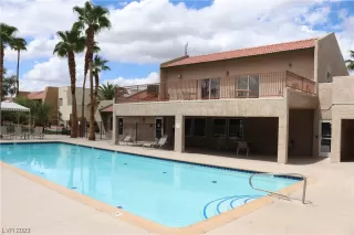 Photo #1: 2519606 Listing