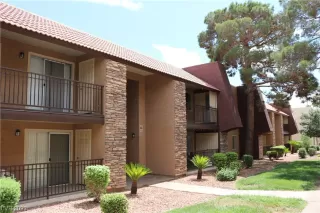 Photo #2: 2519606 Listing