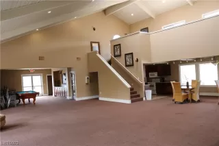 Photo #4: 2519606 Listing