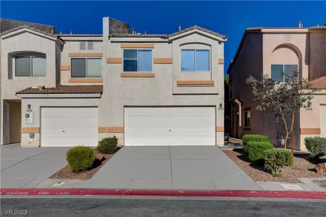 MLS: 2519624 Condo For Sale