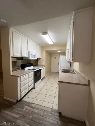 Photo #1: 2519657 Listing 