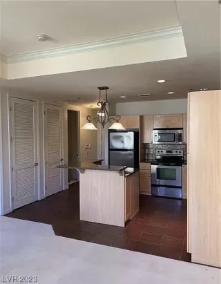 Photo #6: 2519685 Listing 