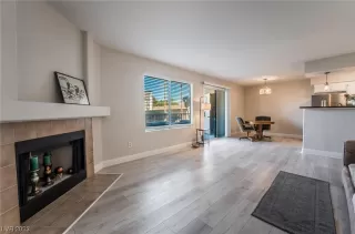 Photo #3: 2519694 Listing