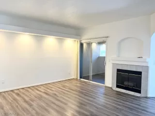 Photo #1: 2519695 Listing