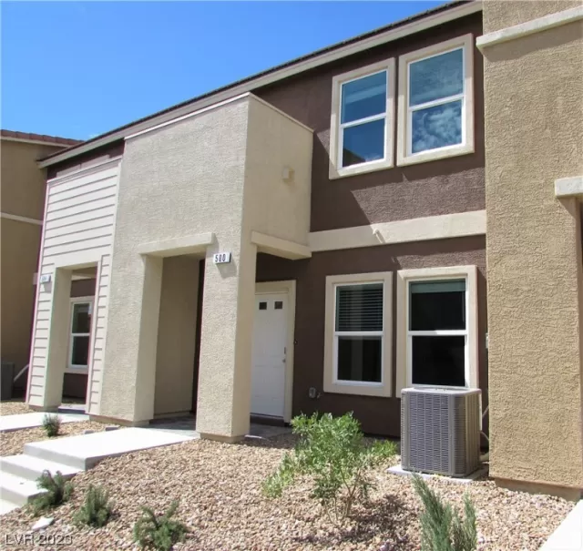 MLS: 2519714 Condo For Sale