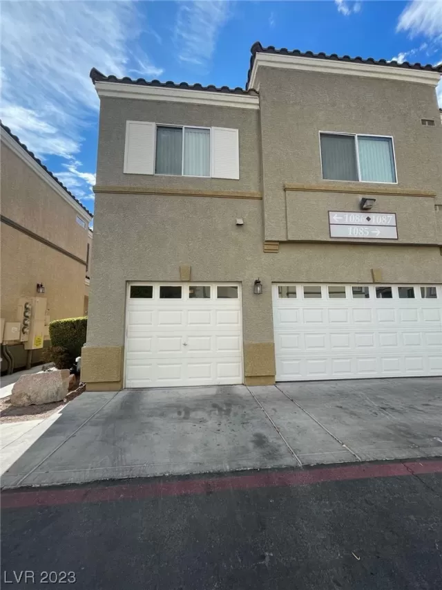 MLS: 2519716 Condo For Sale