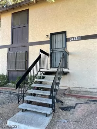 Photo #1: 2519753 Listing 