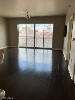 Photo #3: 2519760 Listing 