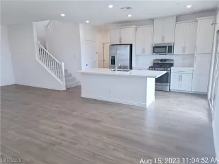 Photo #1: 2519786 Listing 