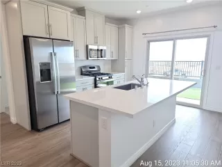 Photo #5: 2519786 Listing 