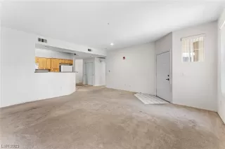 Photo #3: 2519808 Listing 