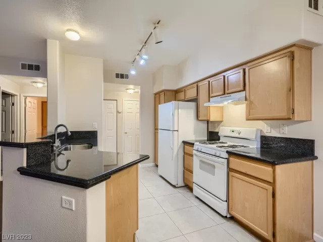 MLS: 2519818 Condo For Sale