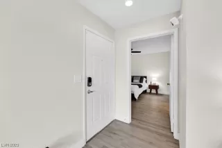 Photo #1: 2519823 Listing