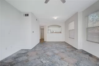 Photo #6: 2519844 Listing