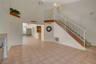 Photo #4: 2519845 Listing 