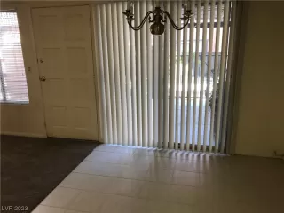 Photo #6: 2519847 Listing