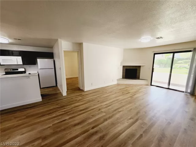 MLS: 2519867 Condo For Sale