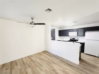 Photo #4: 2519867 Listing 