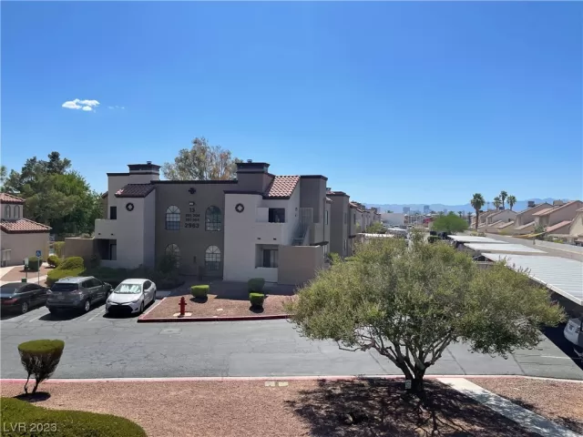 MLS: 2519868 Condo For Sale