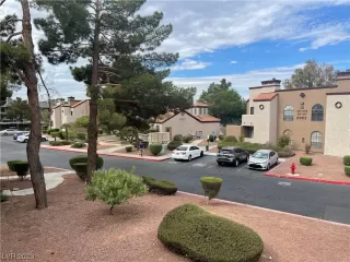 Photo #2: 2519868 Listing 