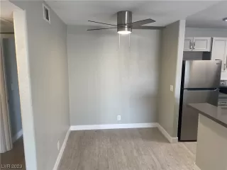 Photo #4: 2519868 Listing 