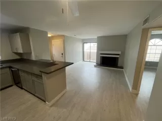 Photo #5: 2519868 Listing 