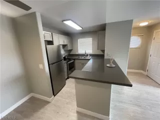 Photo #6: 2519868 Listing 