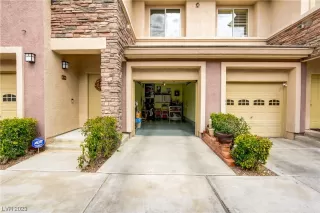 Photo #1: 2519873 Listing 