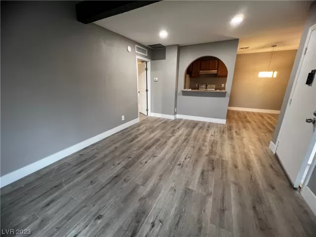 MLS: 2519875 Condo For Sale