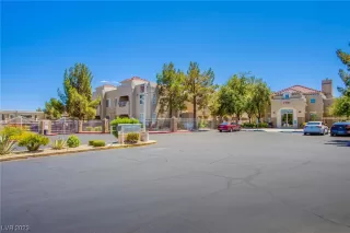 Photo #1: 2519904 Listing