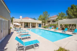 Photo #3: 2519904 Listing