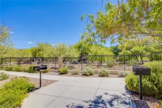 Photo #4: 2519904 Listing