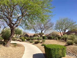 Photo #2: 2519917 Listing 