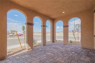 Photo #2: 2519924 Listing