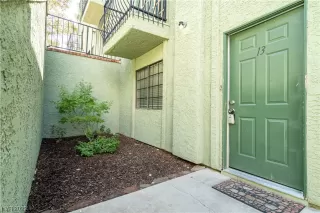 Photo #1: 2519944 Listing 