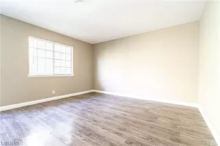 Photo #5: 2519944 Listing 