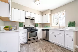 Photo #6: 2519944 Listing 