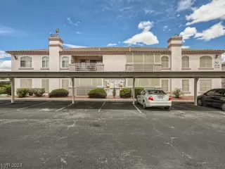 Photo #2: 2519945 Listing