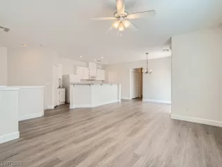 Photo #2: 2519946 Listing 