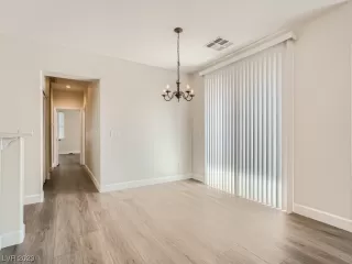 Photo #5: 2519946 Listing 